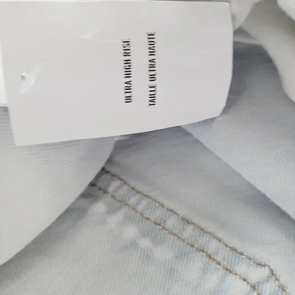 Abercrombie & Fitch Curve Love The Mom High Rise Jean Size 37 / 24 Light Wash - Picture 5 of 9